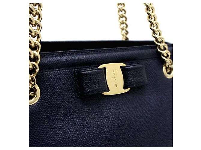 Salvatore Ferragamo Melike Chain Shoulder Bag mit goldfarbenem Logo Navy Blau - Ansicht 8