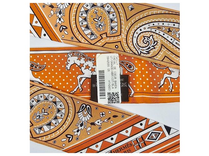 Hermès Foulard Twilí in seta Cheval de Coeur Bandana da donna Bianco - vista 11