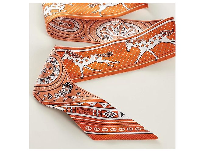 Hermès Foulard Twilí in seta Cheval de Coeur Bandana da donna Bianco - vista 4