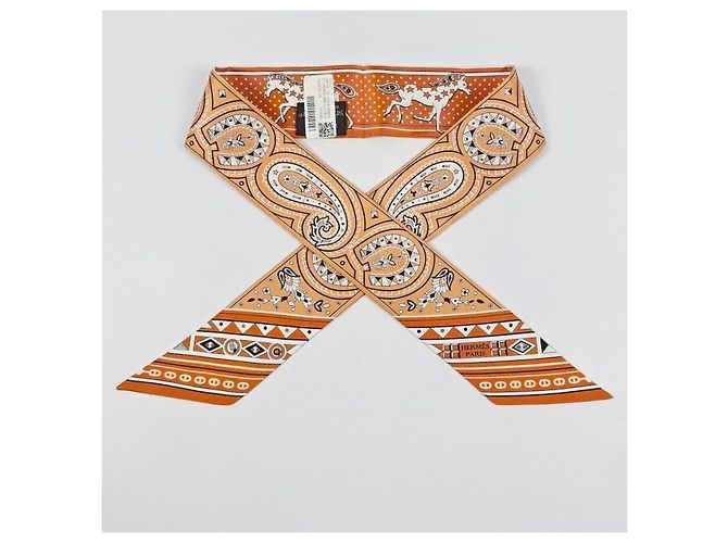 Hermès Foulard Twilí in seta Cheval de Coeur Bandana da donna Bianco - vista 7