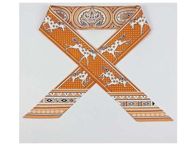 Hermès Foulard Twilí in seta Cheval de Coeur Bandana da donna Bianco - vista 8