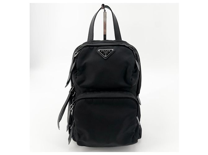 Prada Re-Nylon Triangle Logo Sling Bag Rucksack Schwarz - Ansicht 2