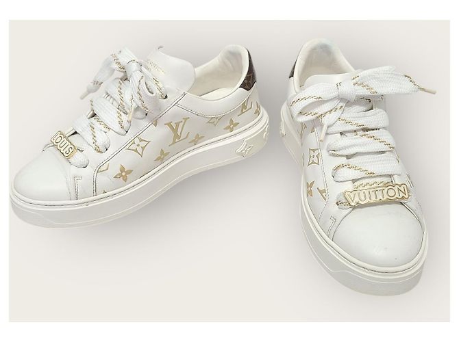 Louis Vuitton Monogram Timeout Sneaker in Weißgold - Ansicht 3