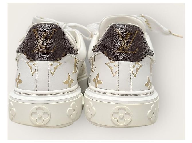Louis Vuitton Monogram Timeout Sneaker in Weißgold - Ansicht 7