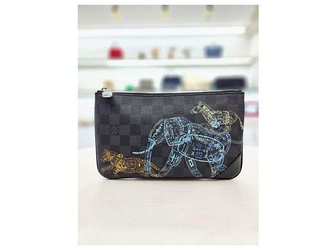 Louis Vuitton Borsa a tracolla a scacchi grafite Marrone - vista 18