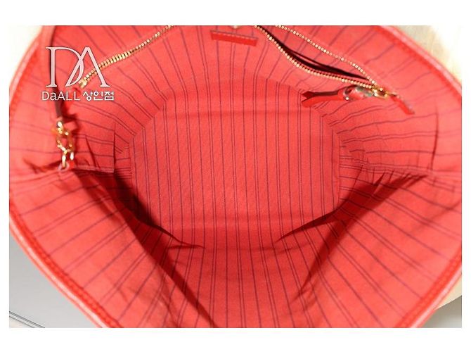 Louis Vuitton Borsa a Spalla Citadine PM Rosso - vista 9