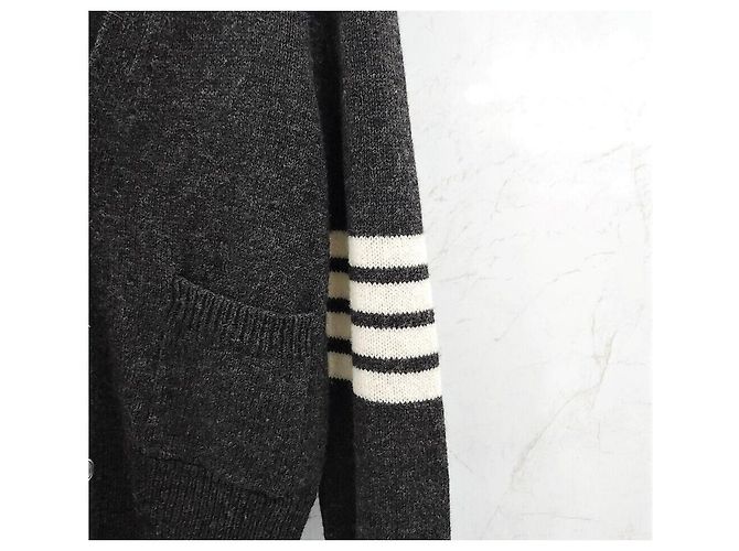 Thom Browne Cardigan aus Shetland-Wolle in Anthrazit - Ansicht 4