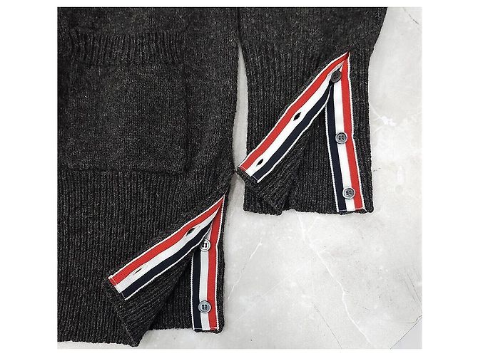Thom Browne Cardigan aus Shetland-Wolle in Anthrazit - Ansicht 5