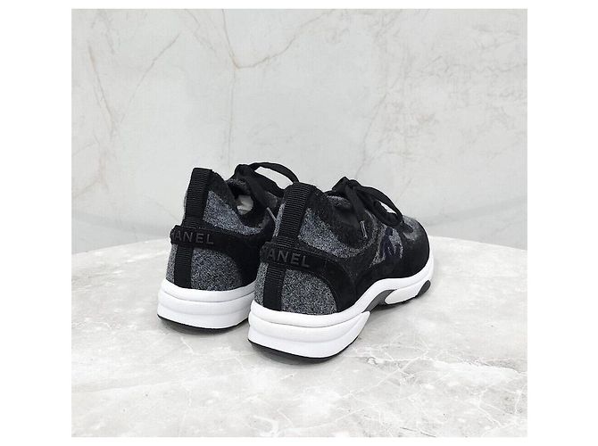 Chanel Swe Wildleder-Sneaker - Ansicht 5
