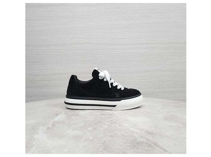 Chanel Sneakers in scamosciato nero - vista 5