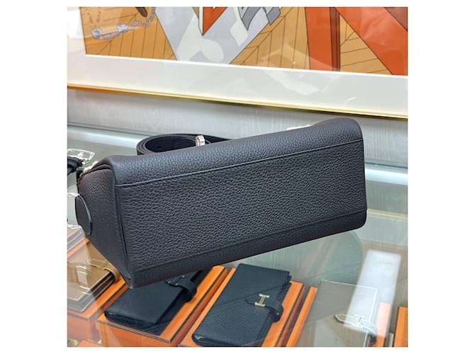 Hermès Borsa Messenger Kelly Togo PM Nera con Palladio Nero - vista 7
