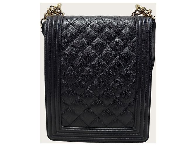 Borsa Chanel serie Boy in caviar nero e oro champagne - vista 5