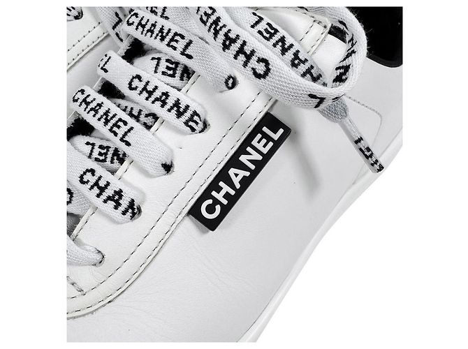 Chanel CC Logo Tennis Leder Schnürsneaker Weiß - Ansicht 12