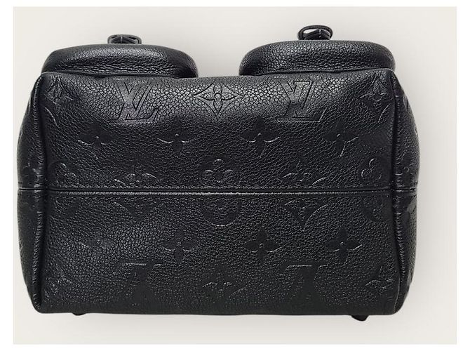 Louis Vuitton Zaino Backup in Monogram Empreinte nero - vista 6