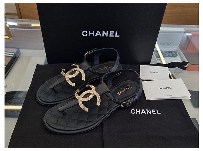 Chanel Damen Goldene Flip-Flops mit großem Logo Schwarz - Ansicht 8