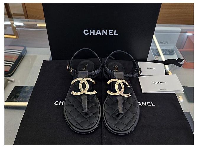 Chanel Damen Goldene Flip-Flops mit großem Logo Schwarz - Ansicht 9
