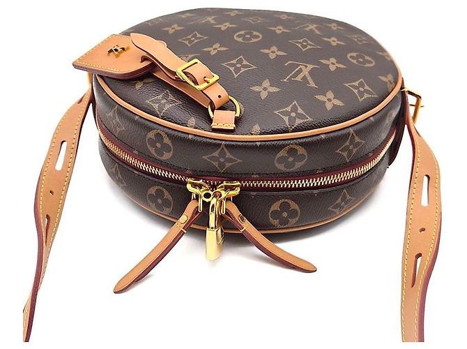 Louis Vuitton Cappello Monogram Bouat Suppl Marrone - vista 6