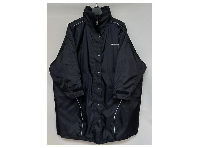 Balenciaga Giacca imbottita lunga oversize con logo Nero - vista 3