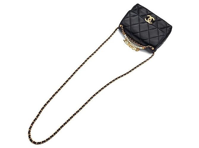 Chanel Borsa con patta, catena e logo con perla Nero - vista 4
