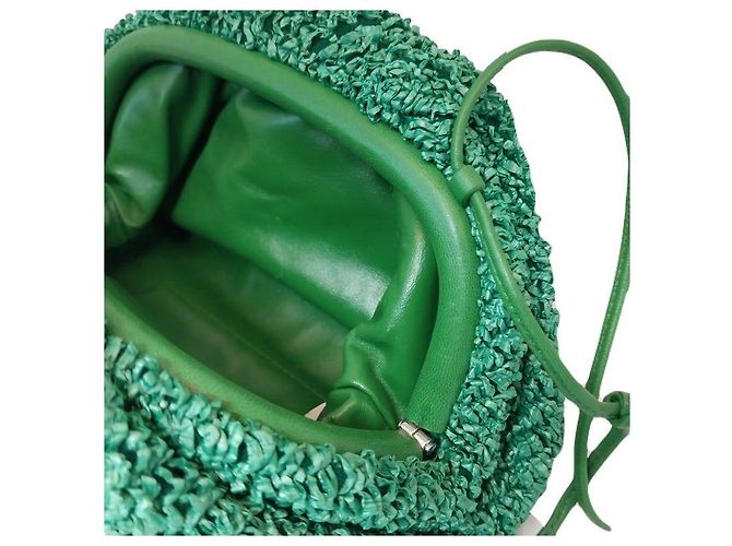 (BOTTEGA VENETA) Mini Calfskin Leather Pouch The Pouch - vista 5