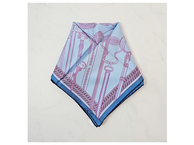 Hermès Sciarpa Carré Reversibile in Seta Double Face Remix da Donna Blu - vista 10