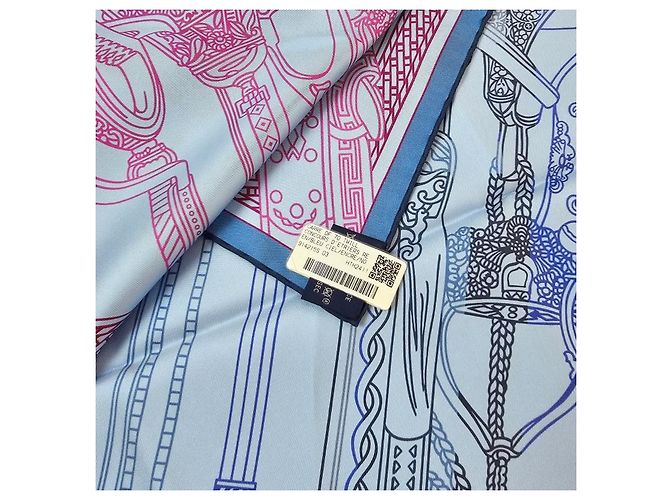 Hermès Sciarpa Carré Reversibile in Seta Double Face Remix da Donna Blu - vista 14