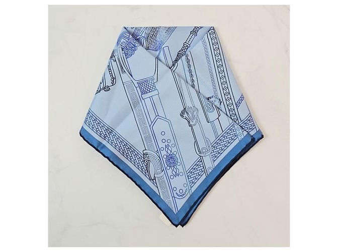 Hermès Sciarpa Carré Reversibile in Seta Double Face Remix da Donna Blu - vista 7