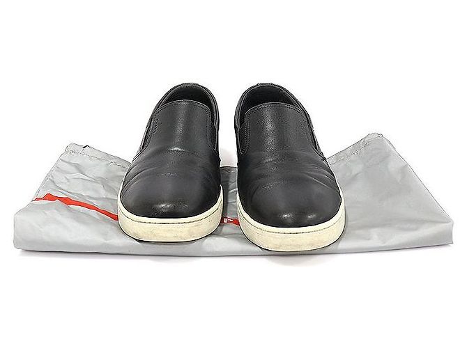 Prada Sneaker slip-on in pelle nera da uomo Nero - vista 2