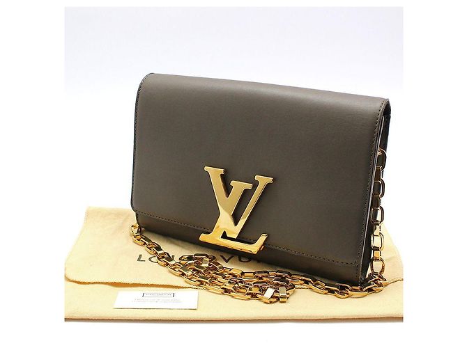 Louis Vuitton Borsa a tracolla Louise GM in pelle taupe con catena dorata - vista 2