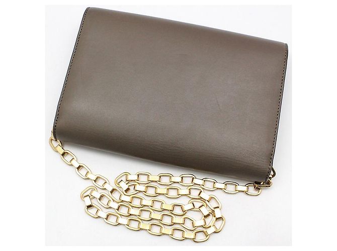 Louis Vuitton Borsa a tracolla Louise GM in pelle taupe con catena dorata - vista 4
