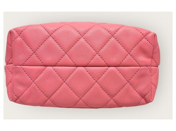 Chanel Mini borsa a tracolla bowling in pelle di vitello rosa - vista 6