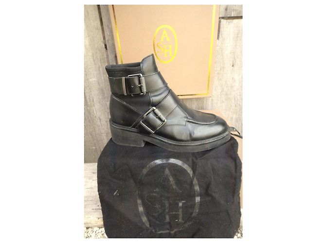 Botines Ash de cuero negro con hebillas - vista 3