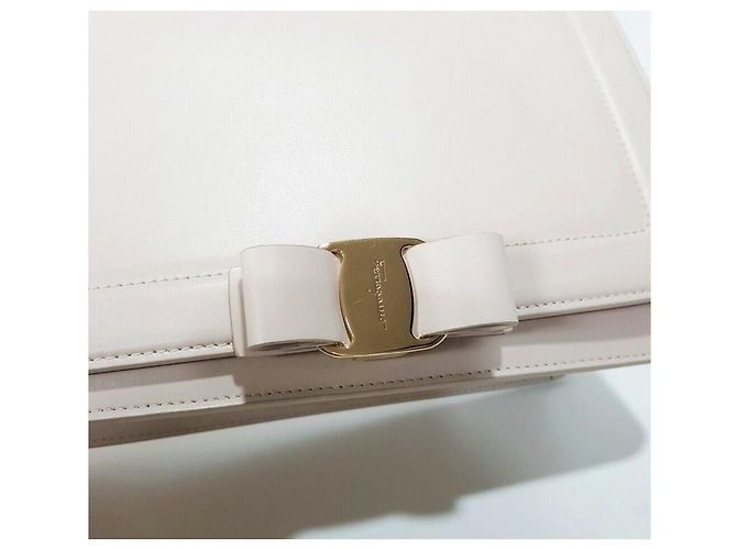 Salvatore Ferragamo Borsa a Spalla Gini Chain Rosa - vista 3