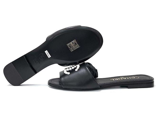 Chanel CC Logo Perlen-Sandalen Schwarz - Ansicht 4