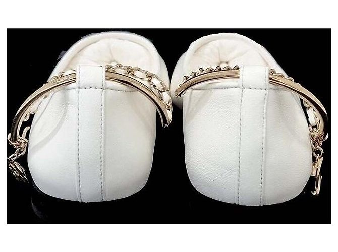 Chanel Ballerine classiche con catena piatte Bianco - vista 3