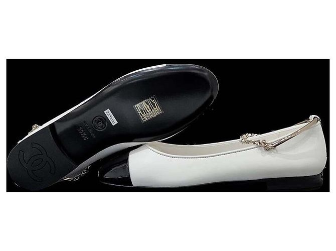 Chanel Ballerine classiche con catena piatte Bianco - vista 4