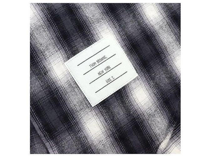 Thom Browne Tartan-Karo Herrenhemd aus Baumwolle, Schwarz - Ansicht 6