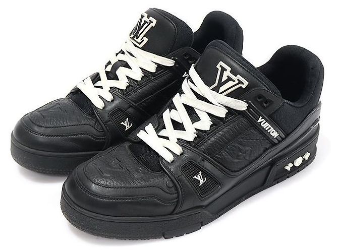 Louis Vuitton Sneakers Trainer in pelle di vitello monogramma nero - vista 3