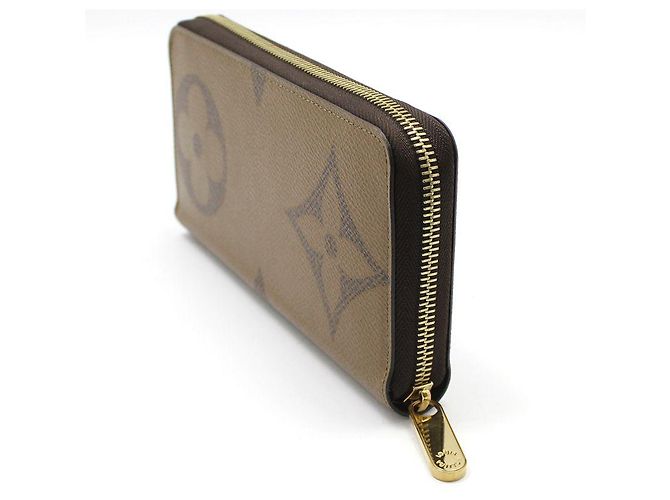 Louis Vuitton Lange Zippy Wallet mit Giant Monogram Reverse Braun - Ansicht 3