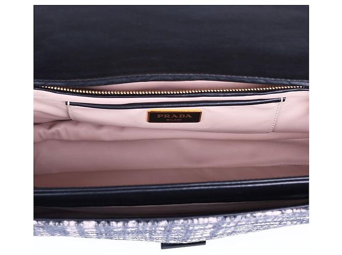 Prada Zweifarbige Tweed-Schultertasche mit Kette Braun - Ansicht 12