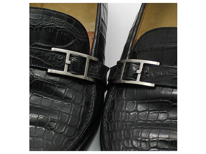Hermès Mocassino in alligatore e coccodrillo nero con logo argento - vista 12