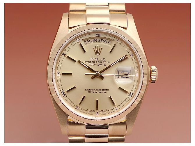 Rolex Orologio Day-Date da uomo in oro Cassa in oro D'oro - vista 3