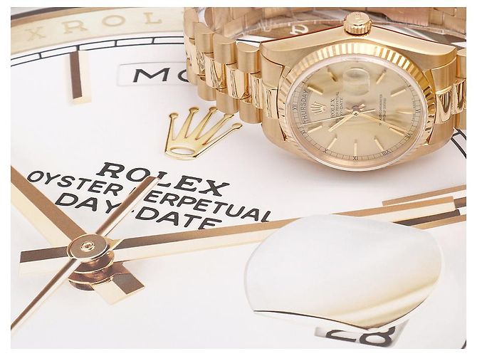 Rolex Orologio Day-Date da uomo in oro Cassa in oro D'oro - vista 9
