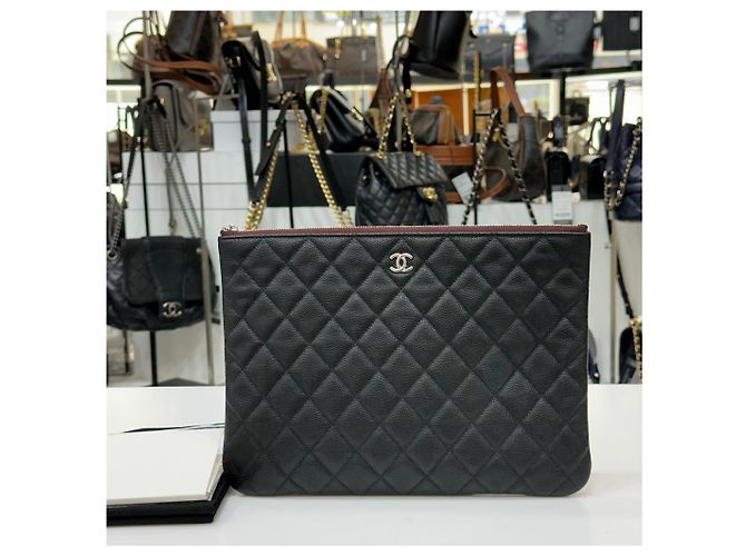 Chanel Clutch Classic Medium Black Caviar con Hardware Argentato Nero - Ansicht 3
