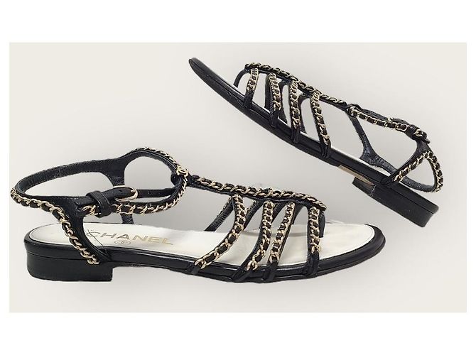 Chanel Sandalen mit CC-Logo, Goldkette und Schwarz - Ansicht 5