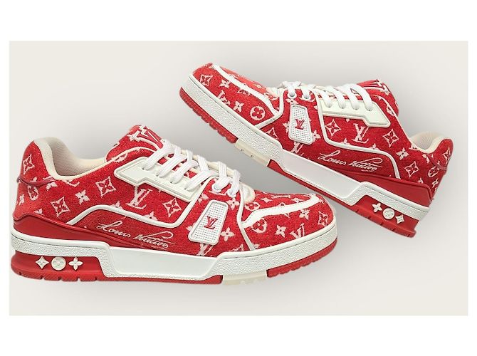 Louis Vuitton Sneakers Red Monogram Velvet Trainer Rosso - vista 5