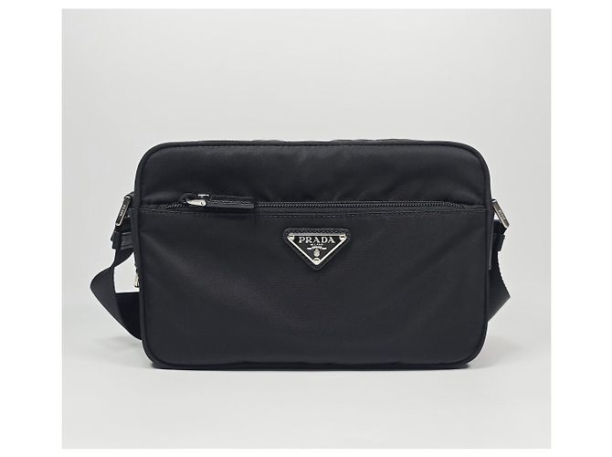 Prada Borsa a tracolla in Re-Nylon Argento - vista 3