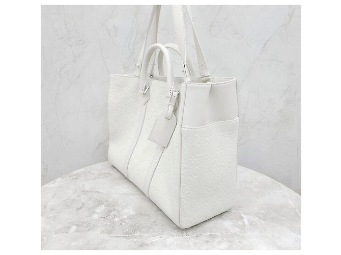 Louis Vuitton Nuova Borsa Tote in Pelle Sacplar Argento - vista 2