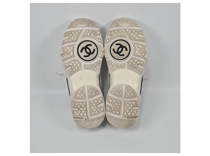 Chanel Sneaker in tweed con logo CC Multicolore - vista 8