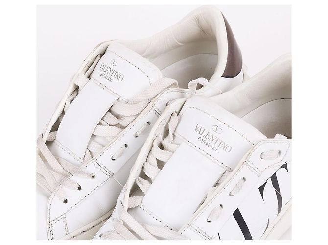 Valentino Sneakers bianche da donna con strap nascosto Bianco - vista 2